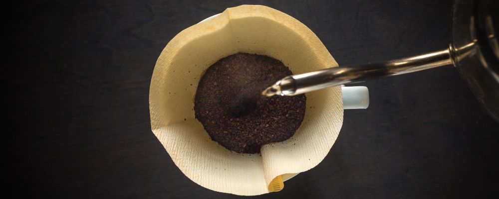 kawę filtrujesz przed jej wypiciem, nie po, zdjęcie: patrick-fore@unsplash.com, CC-0