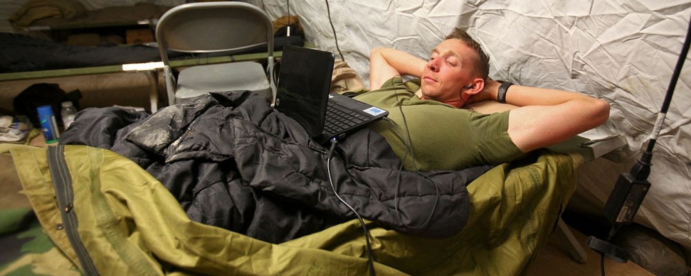 jak odpoczywać? zdjęcie: Bryan Nygaard USMC, CC-0